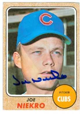 Joe Niekro Autographed Baseball Card Chicago Cubs Topps