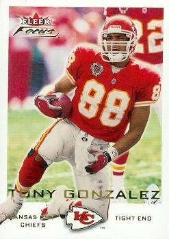 Tony Gonzalez Football Card Kansas City Chiefs 2000 Fleer Focus 55